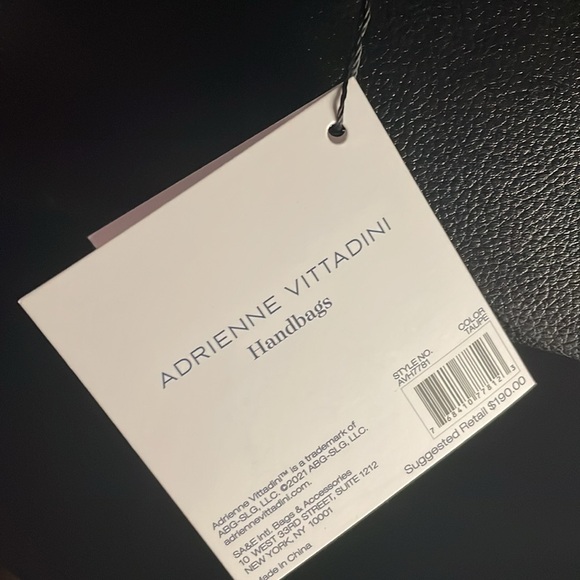 ADRIENNE VITTADINI Hobo Crossbody with Tassel. - Picture 3 of 3